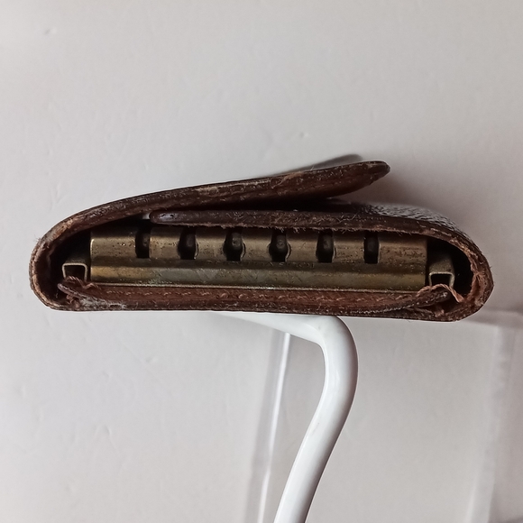 Vintage LV Monogram LOUIS VUITTON 6 Hooks Key Card Case - Picture 14 of 16